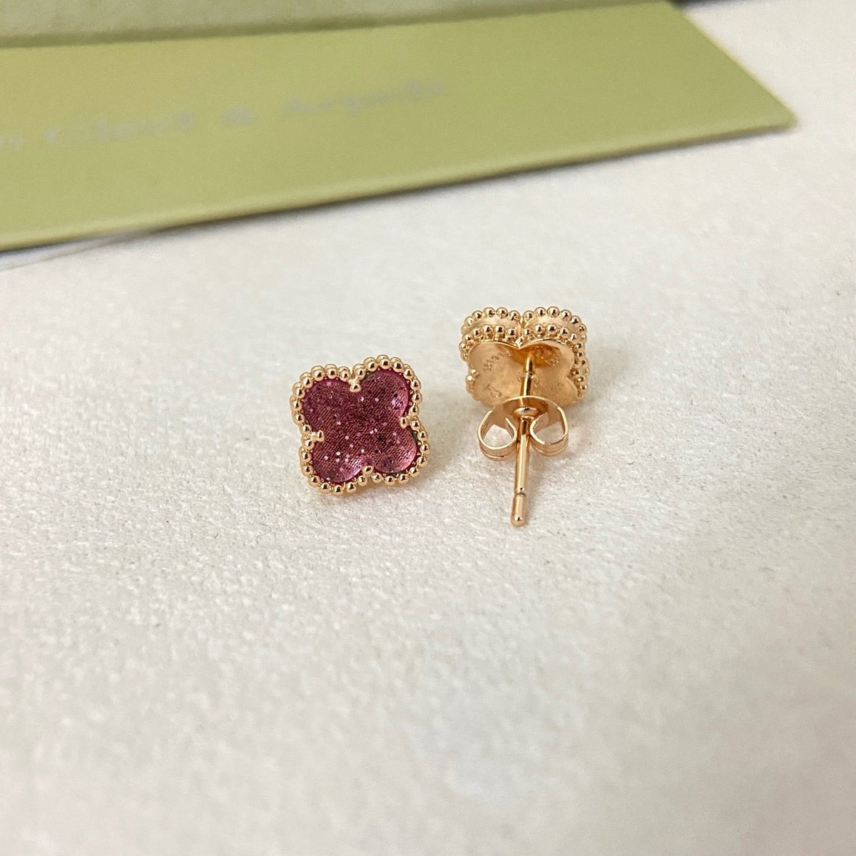 [⭐Hevara Jewelry]2026 NEW MINI CLOVER 1 MOTIF  BUBBLE PINK ENAMEL