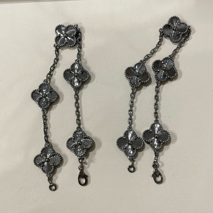 [⭐Hevara Jewelry]CLOVER 5 MOTIF BLACK BRACELET