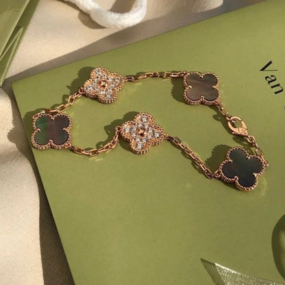 [⭐Hevara Jewelry] CLOVER 5 MOTIF GRAY MOP BRACELET COLLECTION