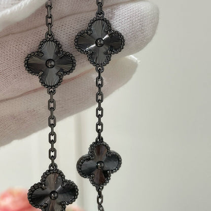 [⭐Hevara Jewelry]CLOVER 5 MOTIF BLACK BRACELET