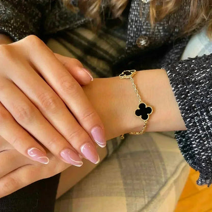[⭐Hevara Jewelry] CLOVER 5 MOTIF ONYXS BRACELET COLLECTION