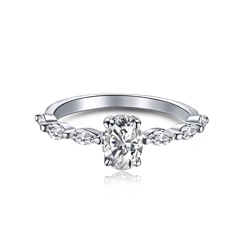 [Hevara Jewelry]0.75 Carat Luxurious Vibrant Elongated Cushion Cut Daily Ring