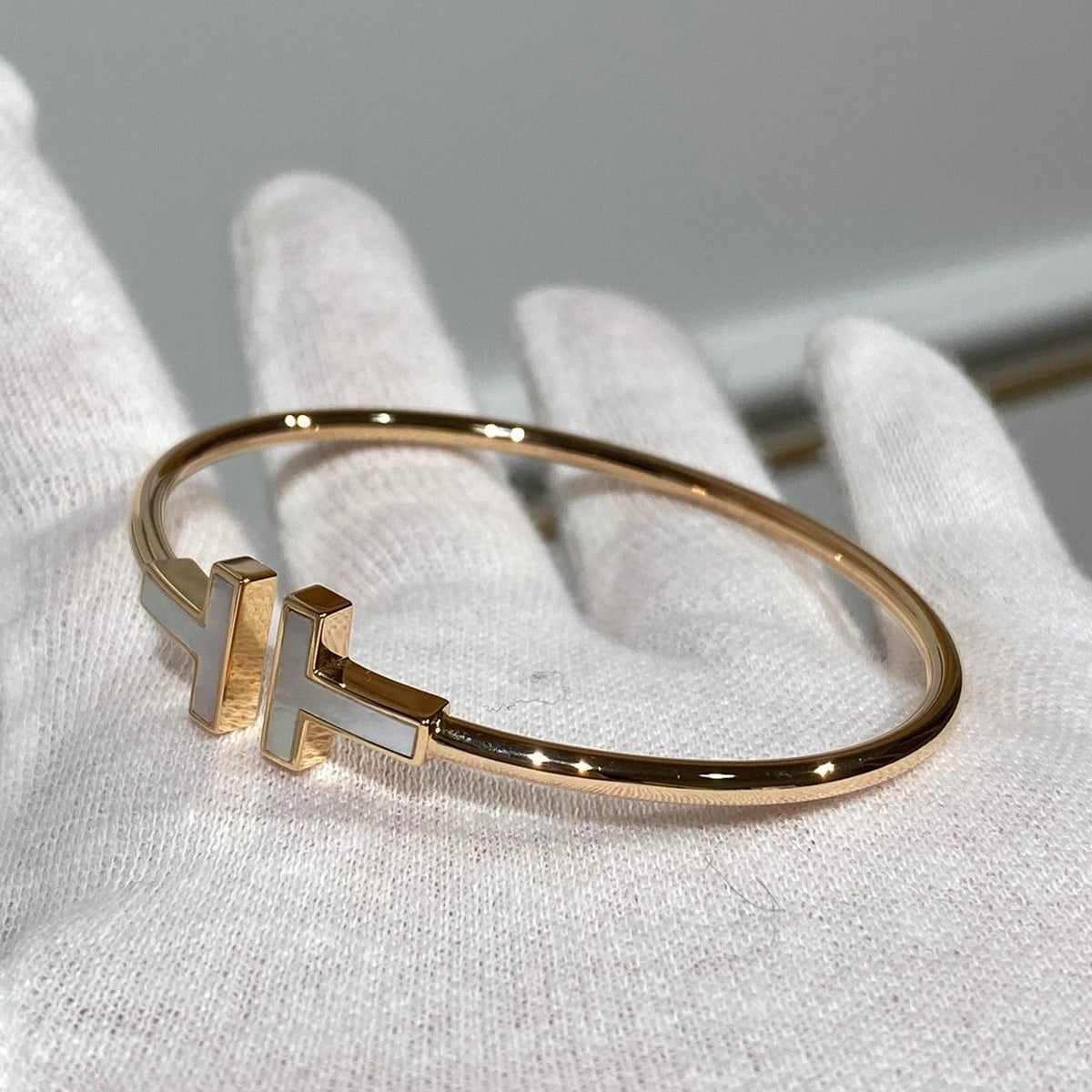 [Hevara Jewelry]T BRACELET 1.8MM MOP PINK GOLD