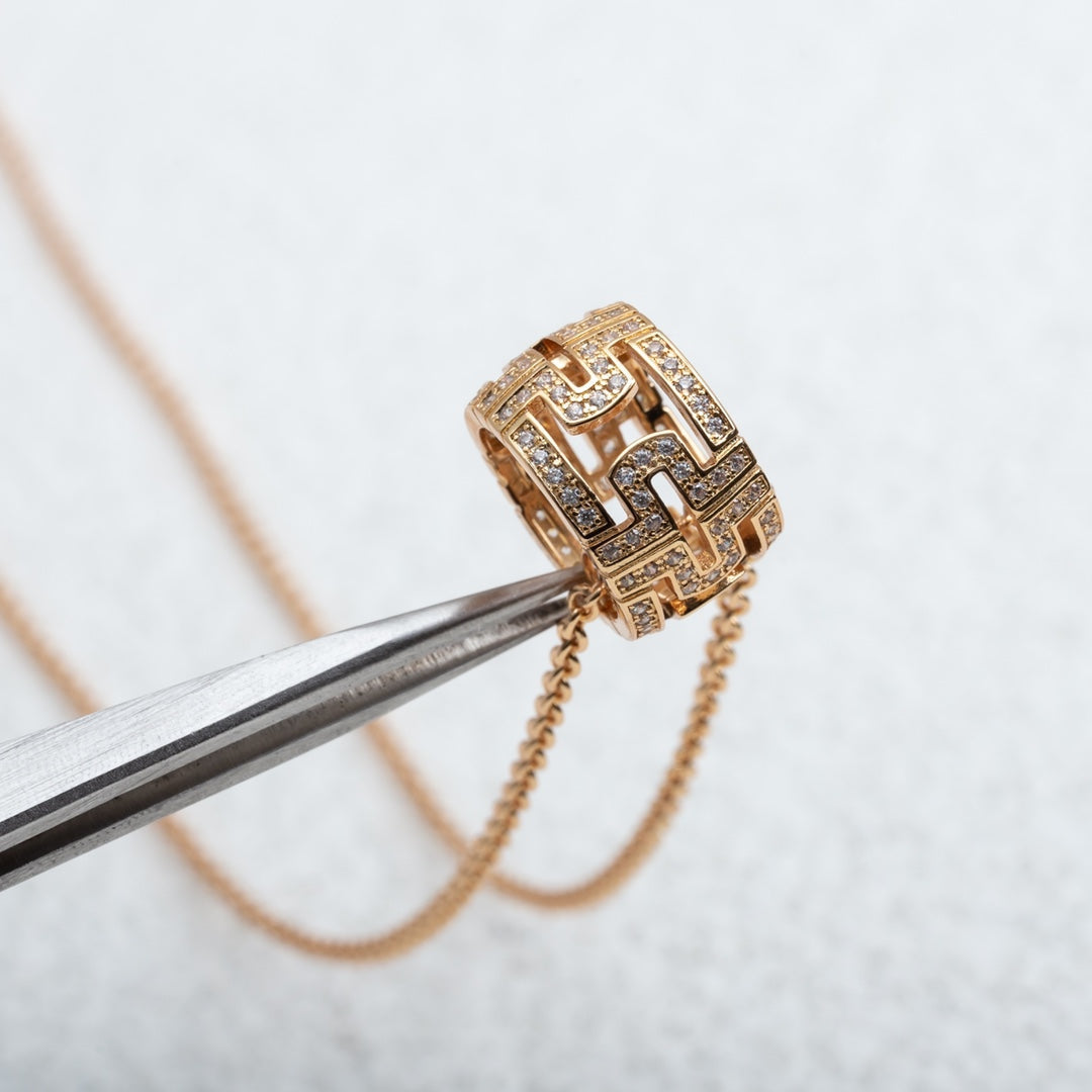 [⭐Hevara Jewelry]PARENTESI NECKLACE PINK GOLD DIAMOND