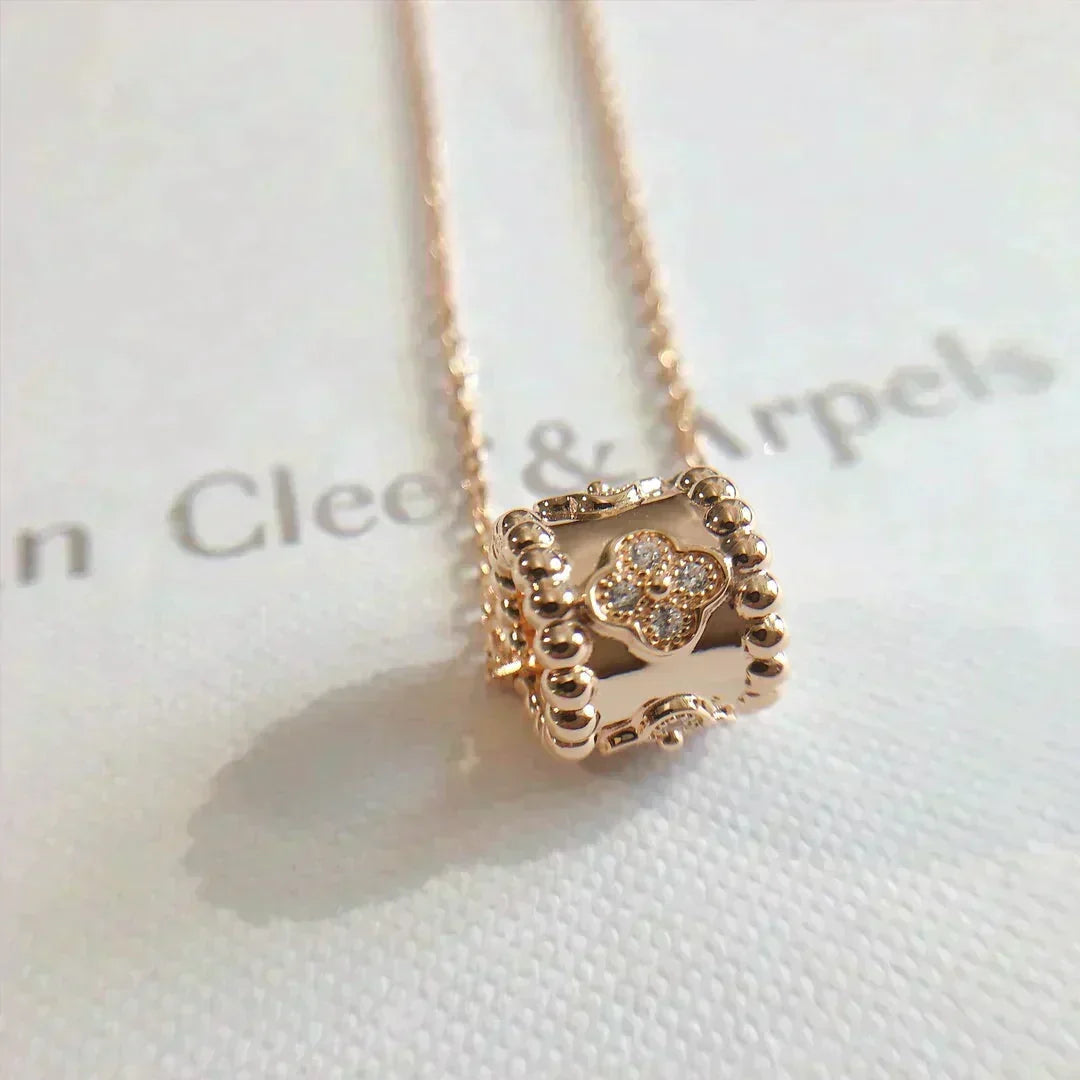 [⭐Hevara Jewelry]PERLEE PEDANT NECKLACE GOLD / ROSE GOLD