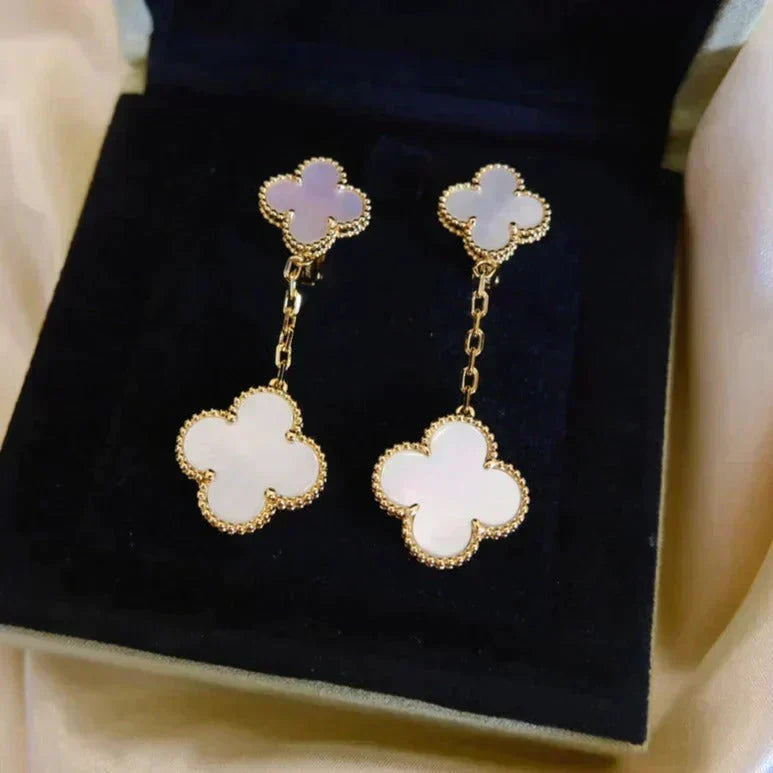 [⭐Hevara Jewelry]CLOVER 2 MOTIF WHITE MOP EARRINGS