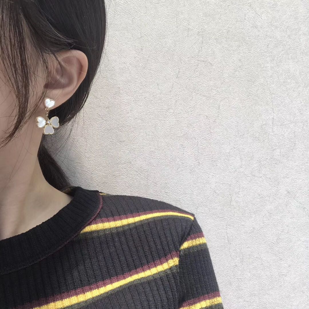 [⭐Hevara Jewelry]CLOVER SWEET WHITE MOP EARRINGS