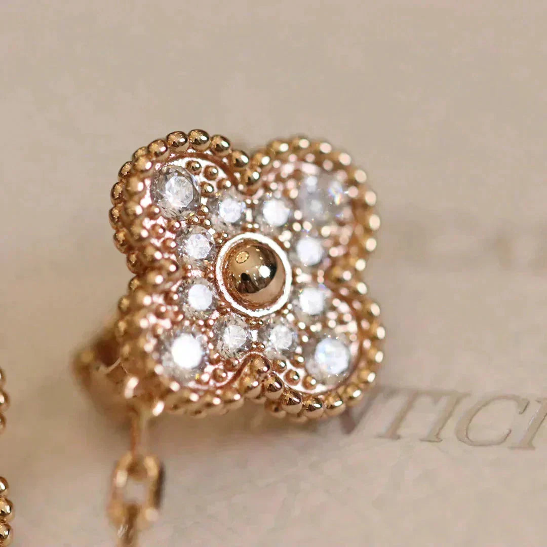 [⭐Hevara Jewelry]CLOVER MEDIUM 1 MOTIFS FUll DIAMOND EARRINGS