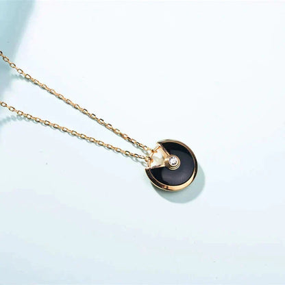 [⭐Hevara Jewelry]AMULETTE GOLD CARNELIAN ONYX NECKLACE