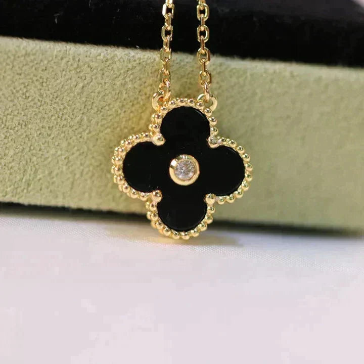 [⭐Hevara Jewelry]CLOVER 15MM DIAMOND ONYX NECKLACE