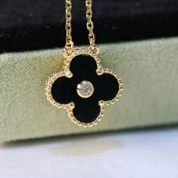 [⭐Hevara Jewelry]CLOVER 15MM DIAMOND ONYX NECKLACE