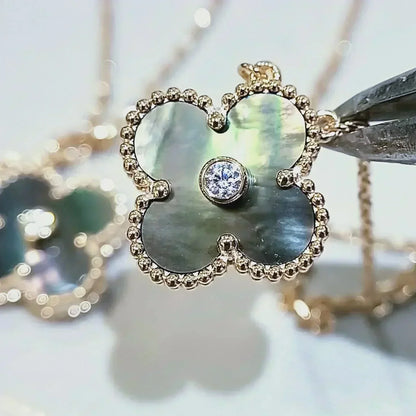 [⭐Hevara Jewelry]CLOVER 15MM DIAMOND AND MOTHER-OF-GREY NECKLACE