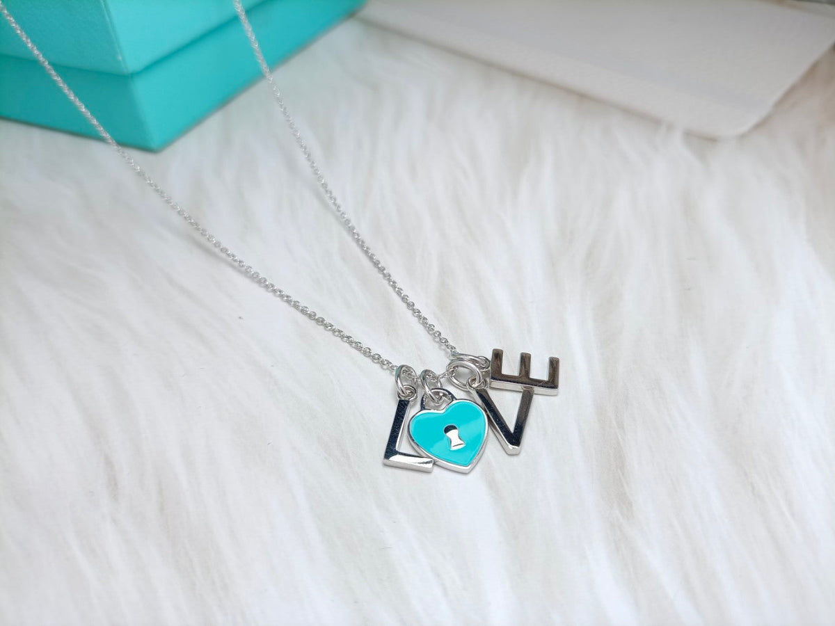 [Hevara Jewelry]LOVE TEXT PEDANT NECKLACE