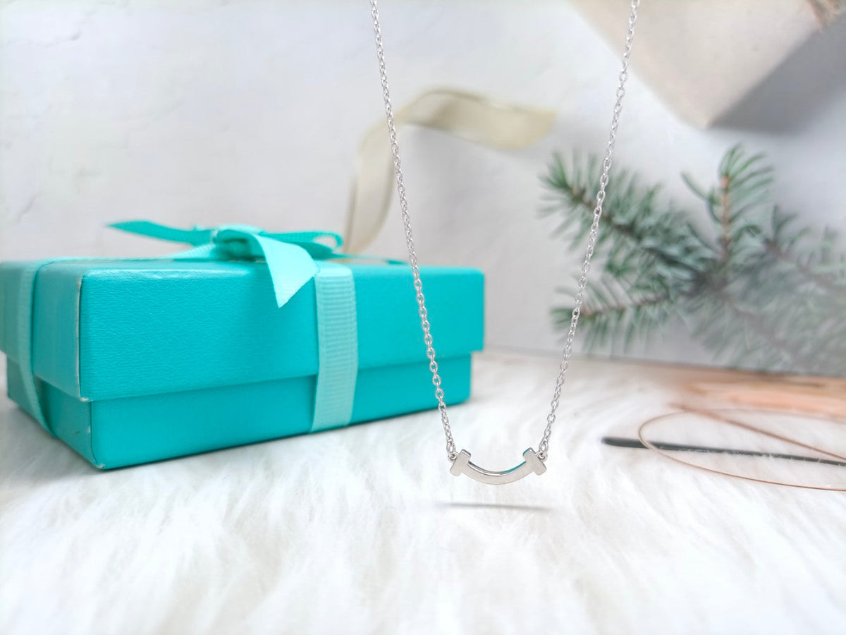 [Hevara Jewelry]MINI SMILE PEDANT NECKLACE