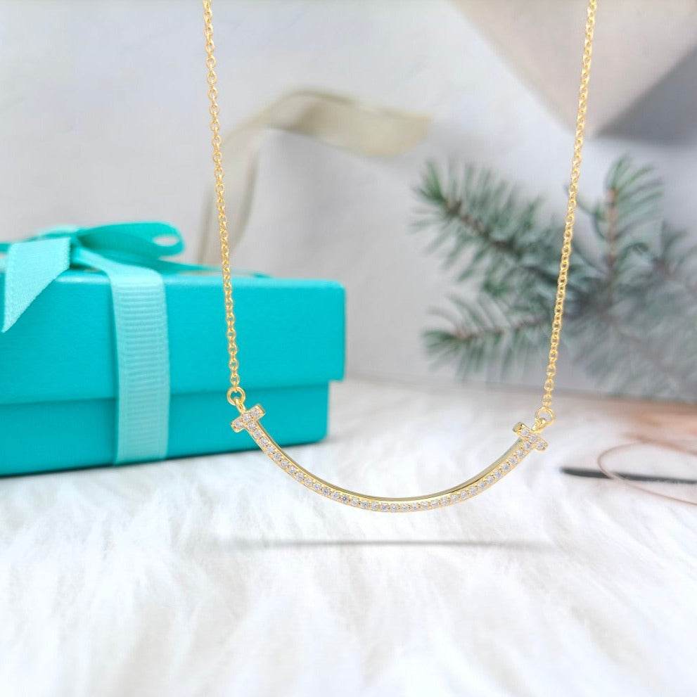 [Hevara Jewelry]BIG SMILE PEDANT DIAMOND NECKLACE