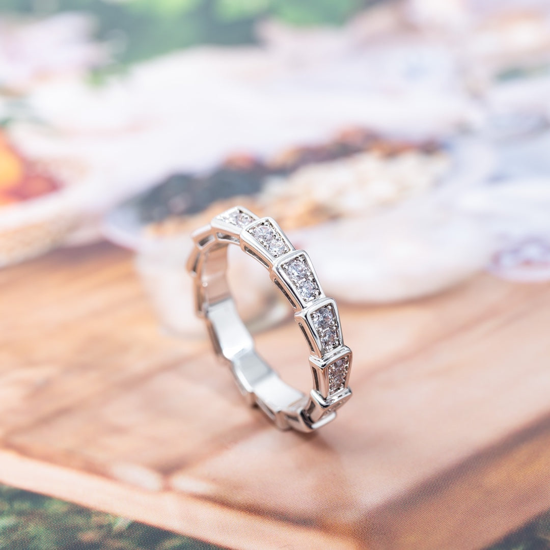 [⭐Hevara Jewelry]SERPENTI RING SILVER DIAMOND PAVED 3MM