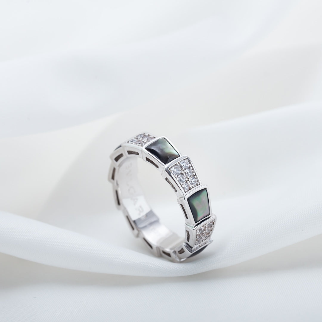 [⭐Hevara Jewelry]SERPENTI RING SILVER DIAMOND BLACK MOP 4MM