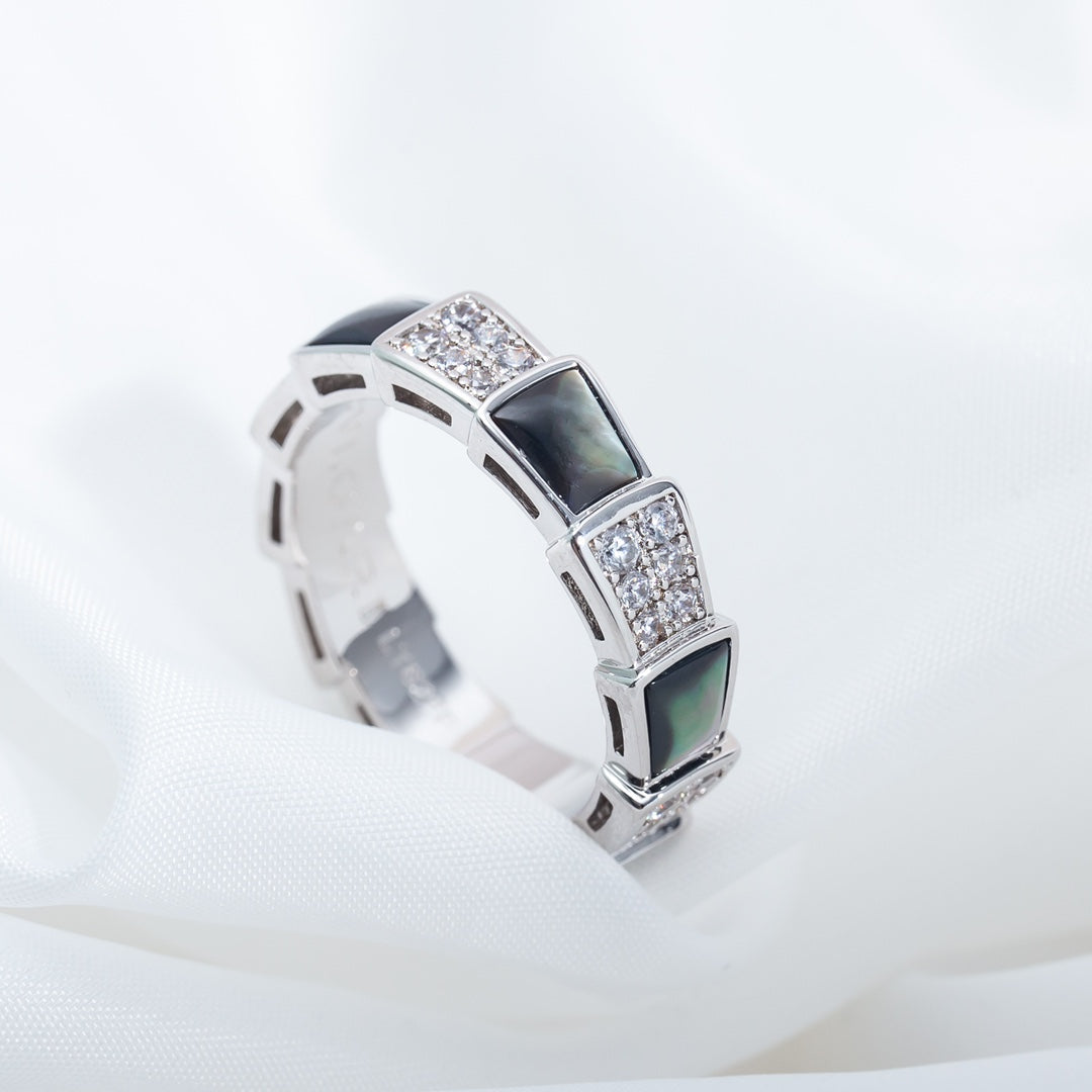 [⭐Hevara Jewelry]SERPENTI RING SILVER DIAMOND BLACK MOP 4MM