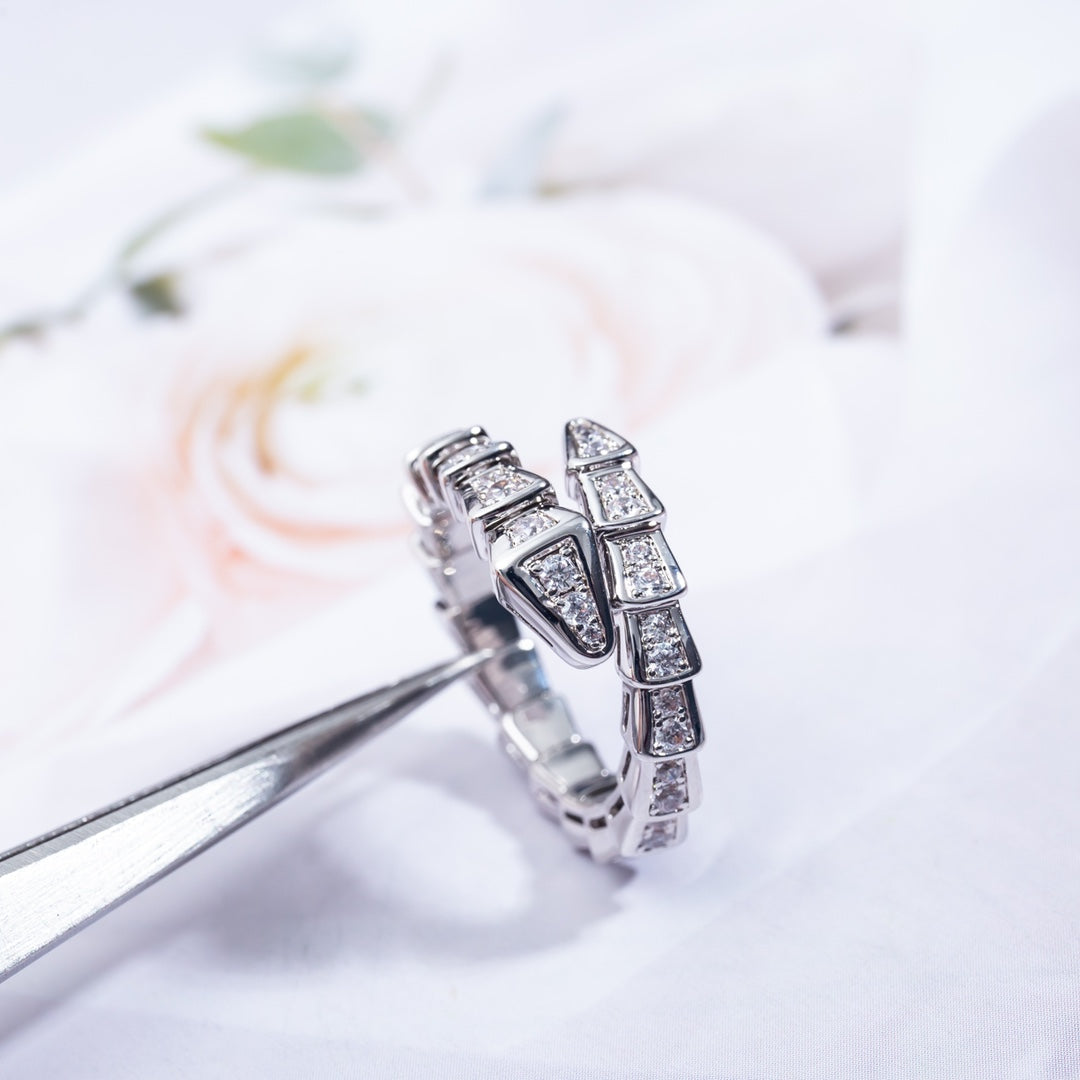 [⭐Hevara Jewelry]SERPENTI RING SILVER DIAMOND PAVED 4MM