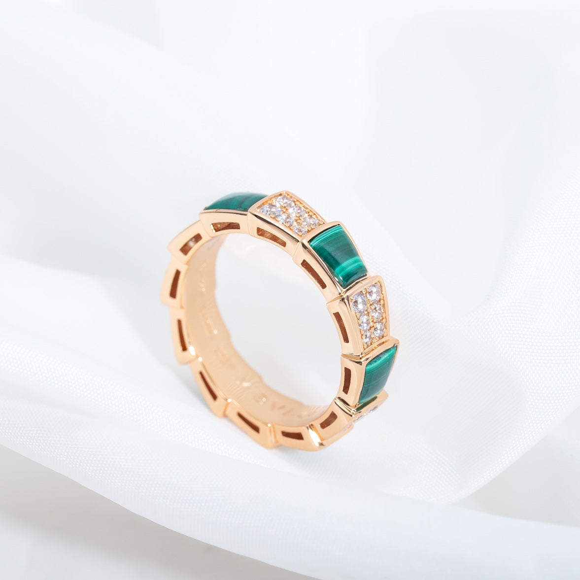 [⭐Hevara Jewelry]SERPENTI RING PINK GOLD MALACHITE DIAMOND PAVED 4MM