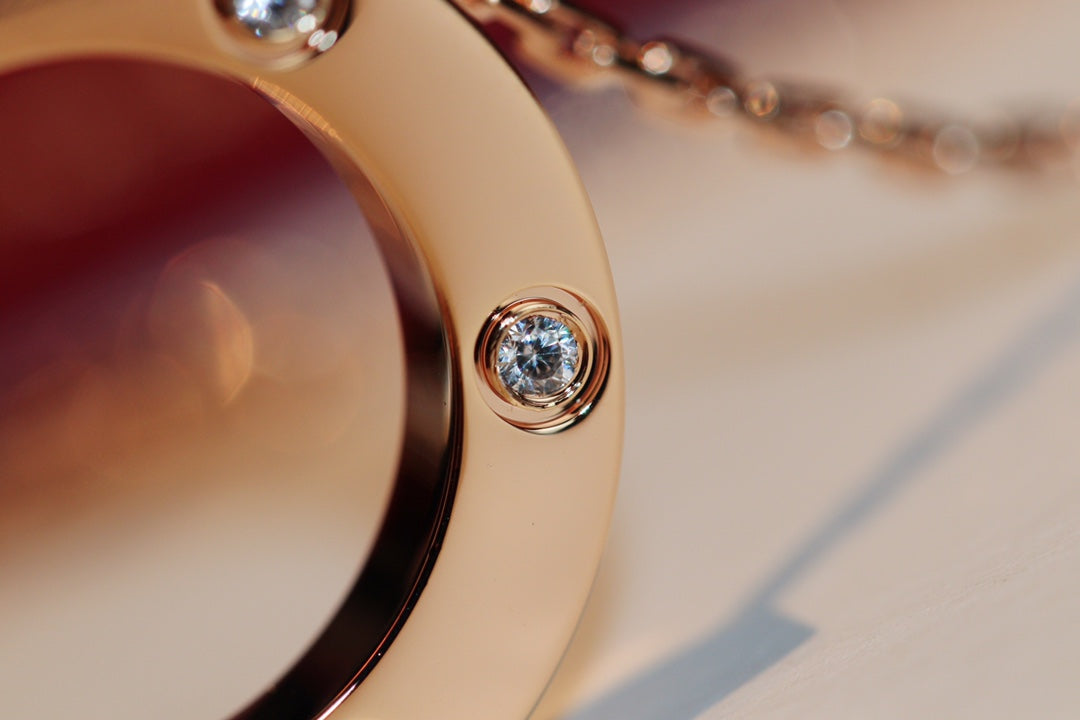 [⭐Hevara Jewelry]LOVE NECKLACE 16MM 6 DIAMONDS PINK GOLD