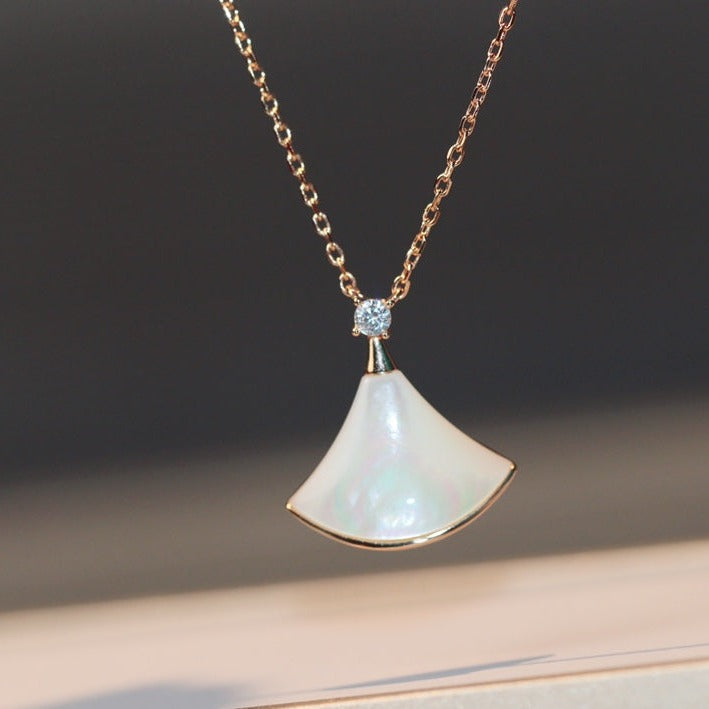 [⭐Hevara Jewelry]DREAM NECKLACE WHITE MOP PINK GOLD 1 DIAMOND