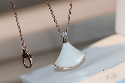 [⭐Hevara Jewelry]DREAM NECKLACE WHITE MOP PINK GOLD 1 DIAMOND