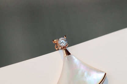 [⭐Hevara Jewelry]DREAM NECKLACE WHITE MOP PINK GOLD 1 DIAMOND