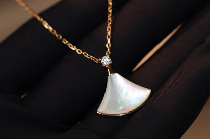 [⭐Hevara Jewelry]DREAM NECKLACE WHITE MOP PINK GOLD 1 DIAMOND