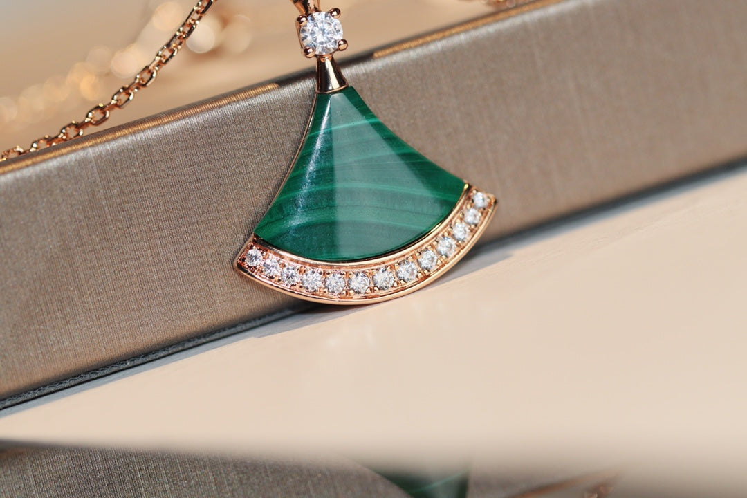 [⭐Hevara Jewelry]DREAM NECKLACE MALACHITE DIAMOND