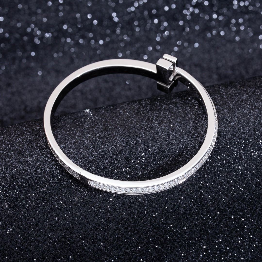 [Hevara Jewelry]WIDE DIAMONDS HINGED BANGLE SILVER