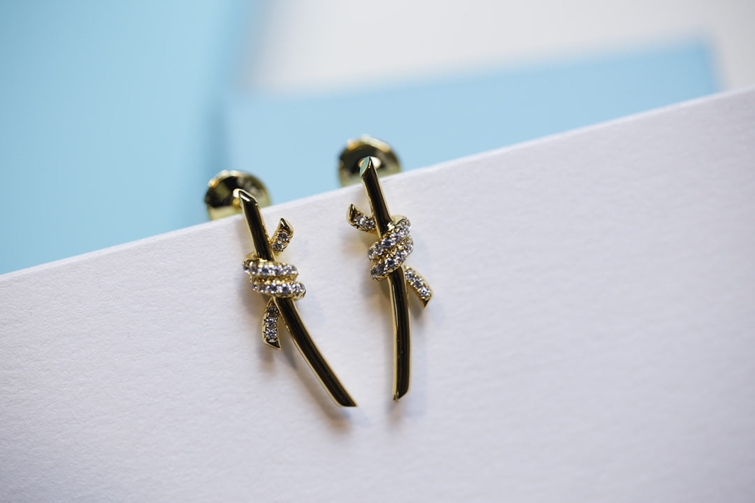 [Hevara Jewelry]KNOT EARRINGS GOLD DIAMOND