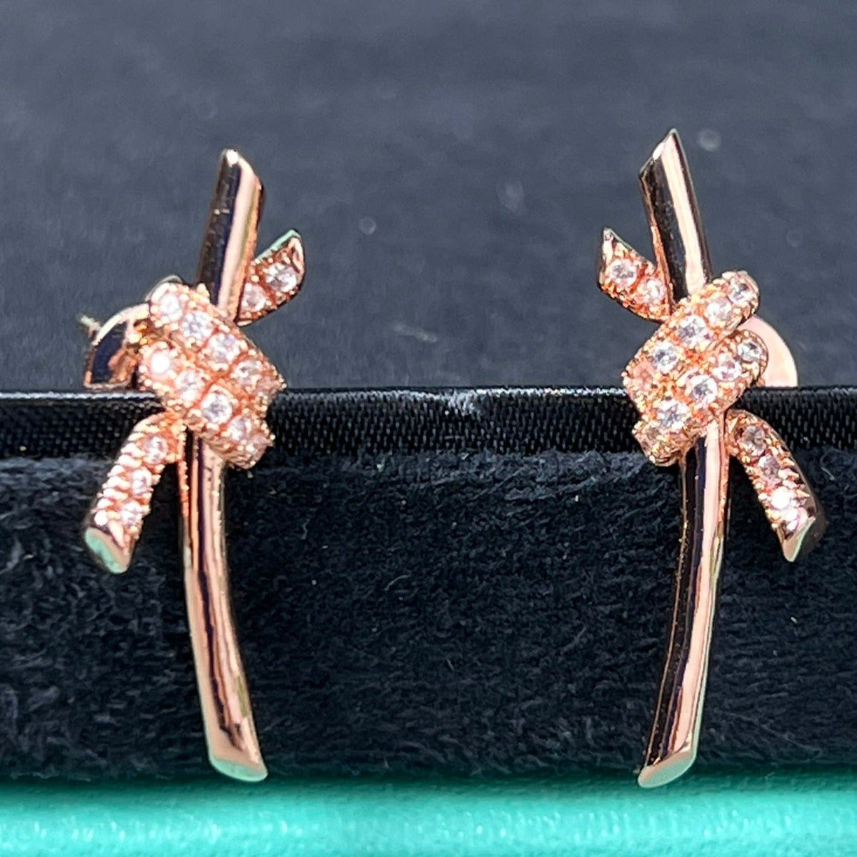 [Hevara Jewelry]KNOT EARRINGS PINK GOLD DIAMOND