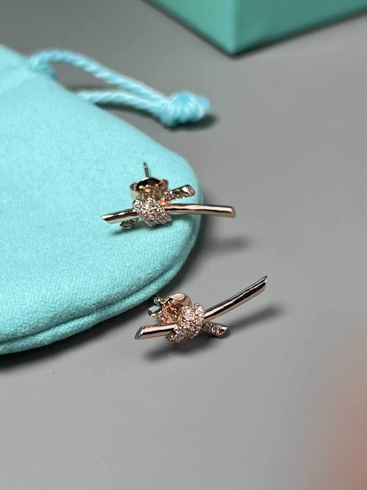 [Hevara Jewelry]KNOT EARRINGS PINK GOLD DIAMOND