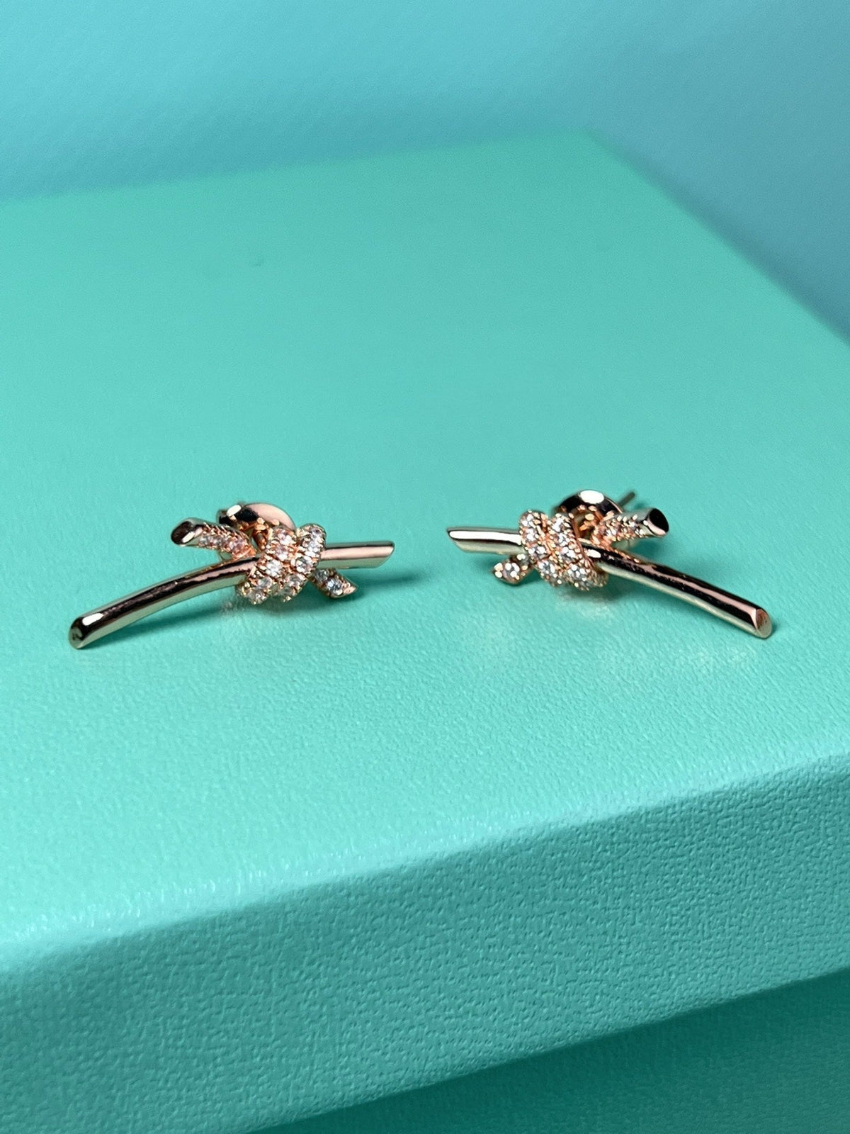 [Hevara Jewelry]KNOT EARRINGS PINK GOLD DIAMOND