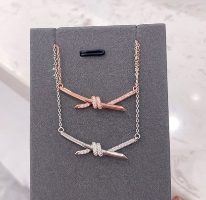 [Hevara Jewelry]KNOT NECKLACE DIAMONDS
