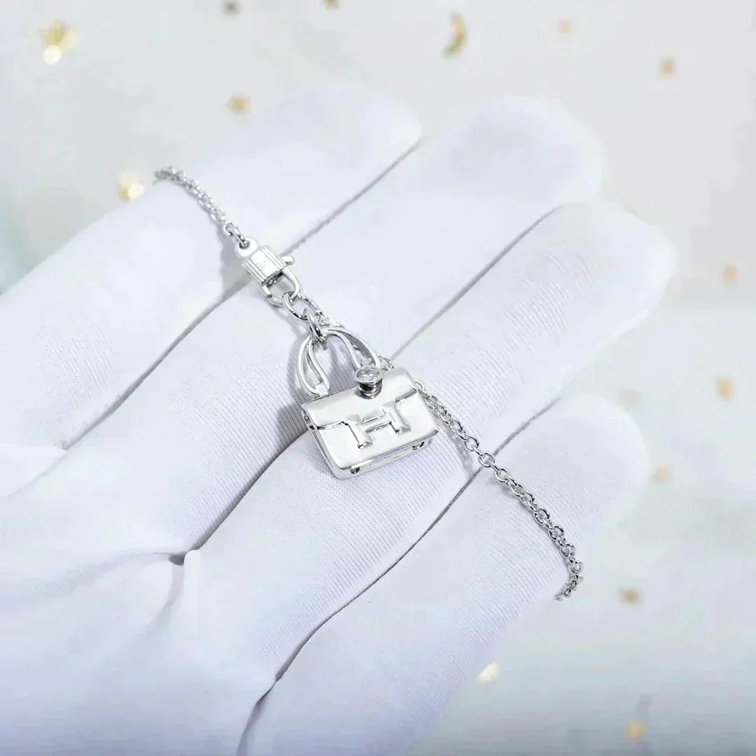 [⭐Hevara Jewelry]AMULETTE PEDANT SILVER NECKLACE