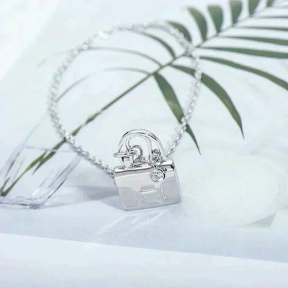 [⭐Hevara Jewelry]AMULETTE PEDANT SILVER NECKLACE