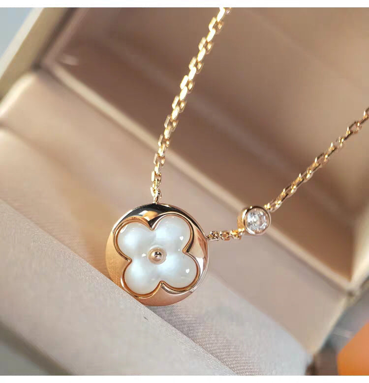 [⭐Hevara Jewelry]SUN MOP GOLD 1 DIAMOND NECKLACE