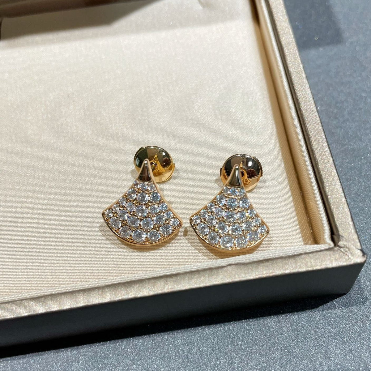 [⭐Hevara Jewelry]DREAM STUD EARRINGS DIAMOND