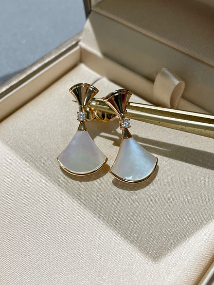 [⭐Hevara Jewelry]DREAM MOP 1 DIAMOND EARRINGS