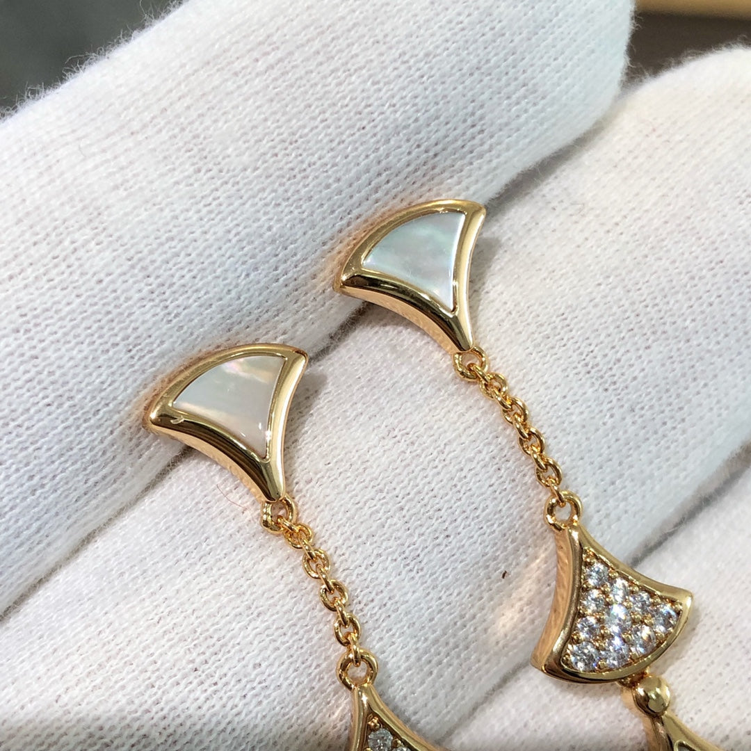 [⭐Hevara Jewelry]DREAM EARRINGS 3 MOTIFS DIAMOND MOP PINK GOLD