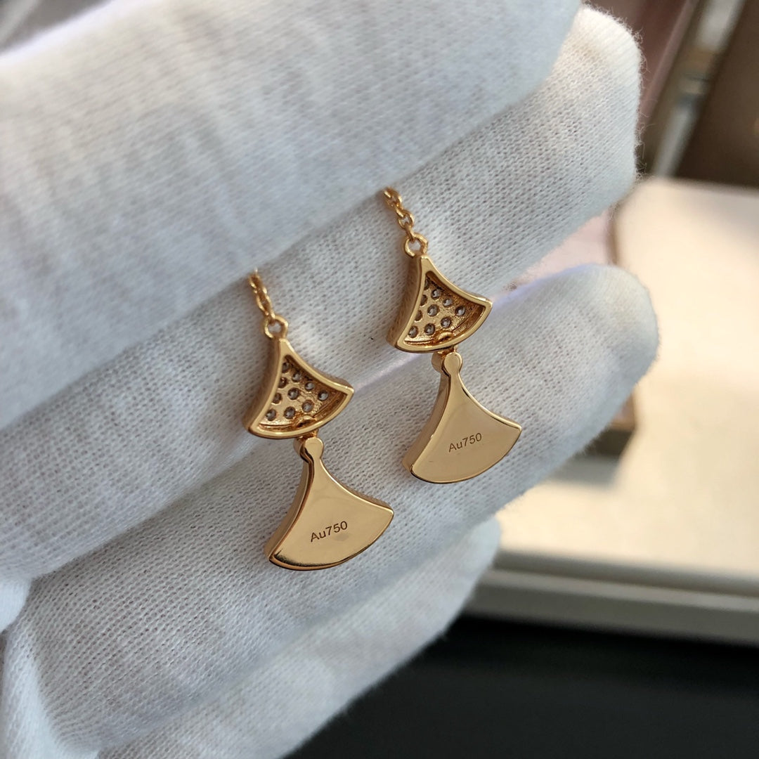 [⭐Hevara Jewelry]DREAM EARRINGS 3 MOTIFS DIAMOND MOP PINK GOLD