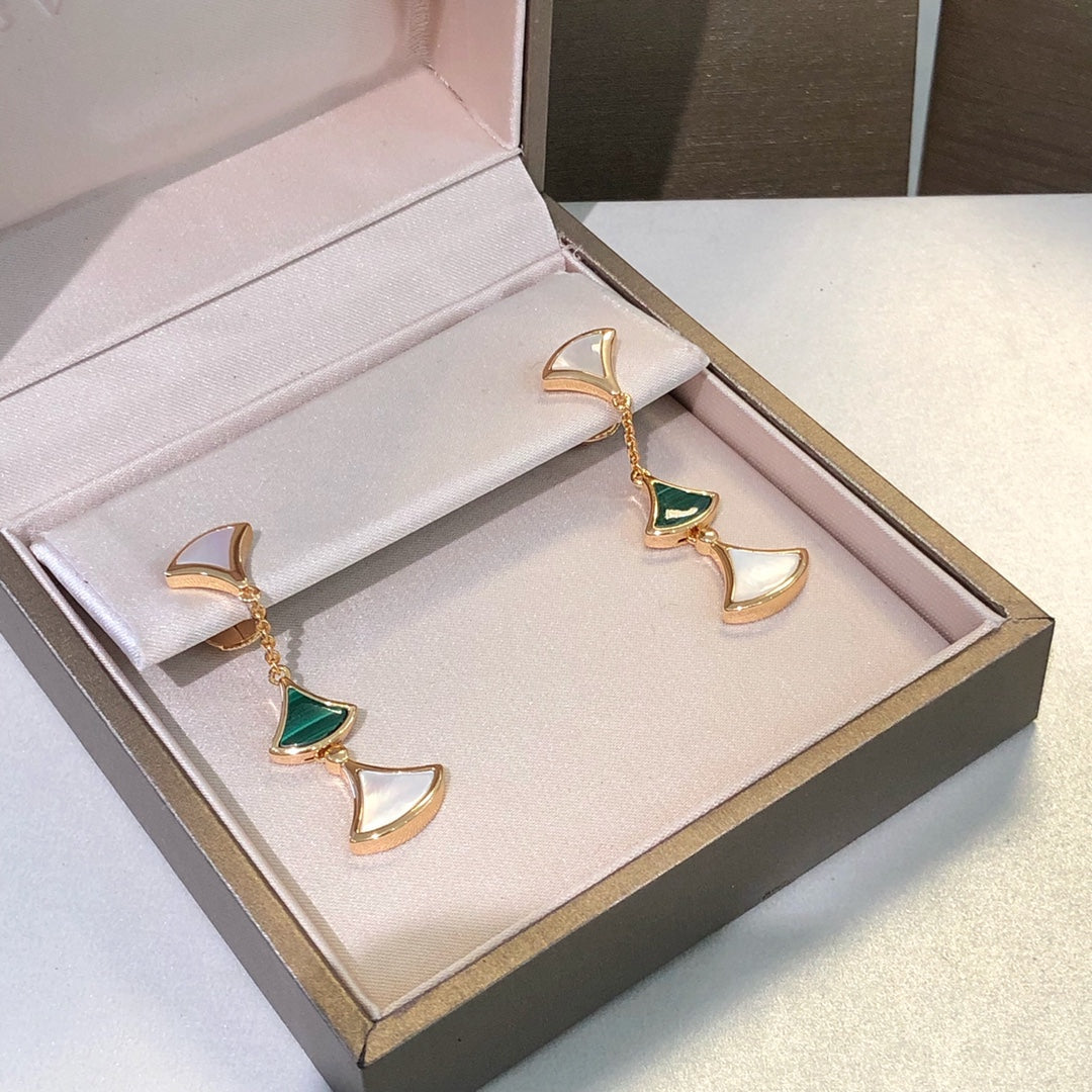 [⭐Hevara Jewelry]DREAM EARRINGS 3 MOTIFS MALACHITE MOP PINK GOLD