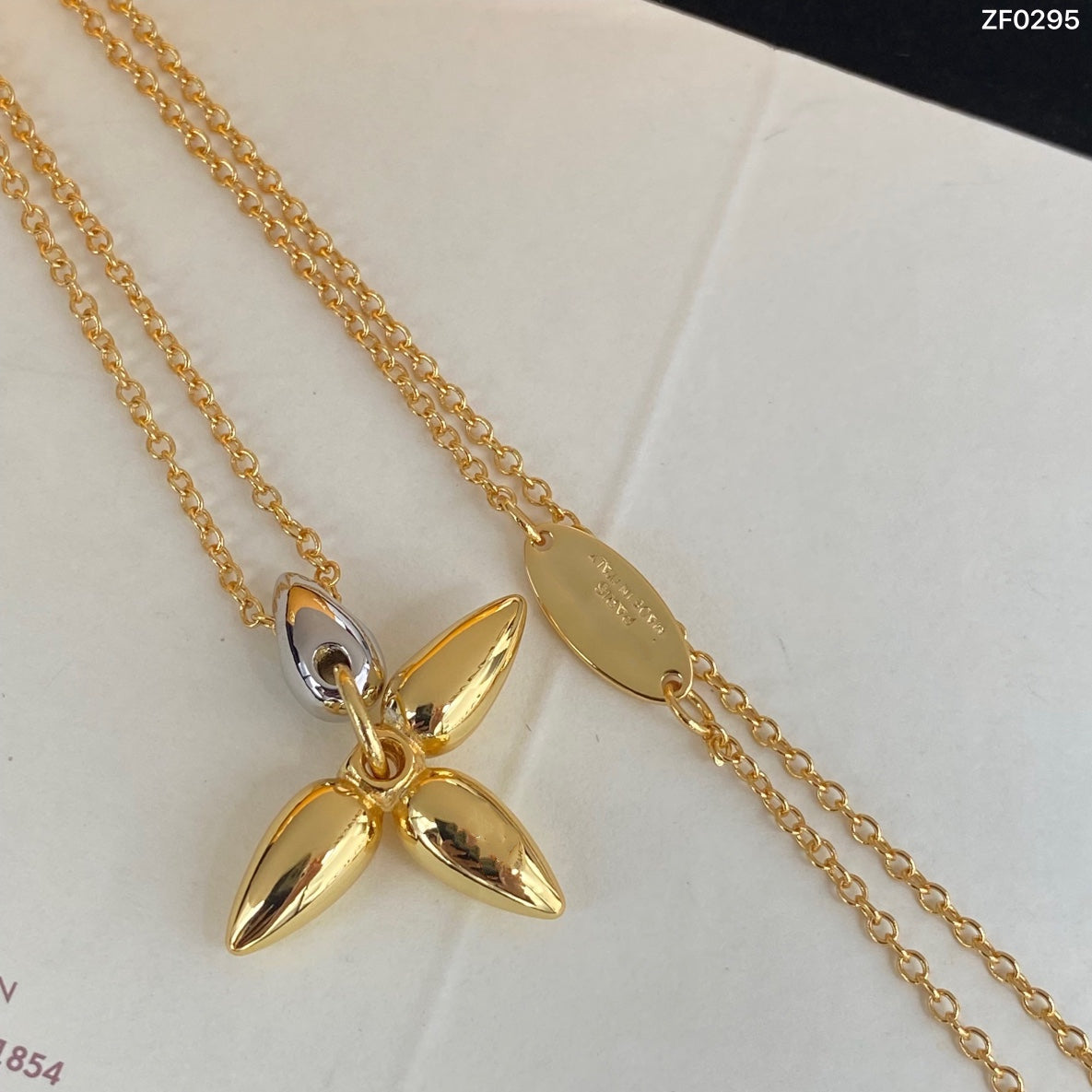 [⭐Hevara Jewelry]LOUISETTE PEDANT GOLD NECKLACE