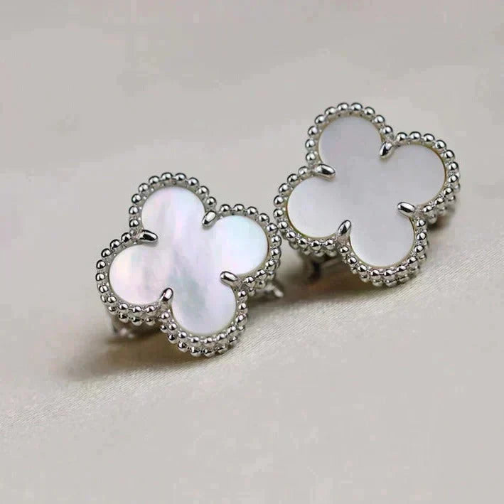 [⭐Hevara Jewelry]CLOVER MEDIUM 1 MOTIFS  WHITE MOP EARRINGS SILVER