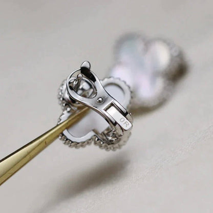 [⭐Hevara Jewelry]CLOVER MEDIUM 1 MOTIFS  WHITE MOP EARRINGS SILVER