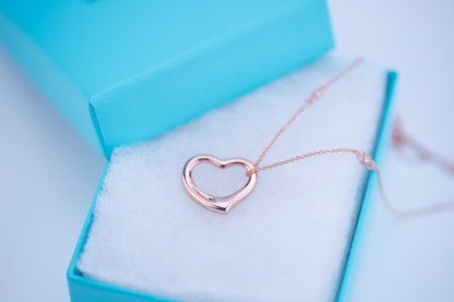 [Hevara Jewelry]OPEN HEART PEDANT PINK GOLD NECKLACE