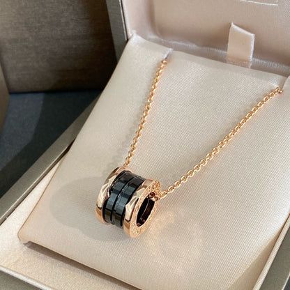 [⭐Hevara Jewelry]ZERO 1 BLACK CERAMIC PINK GOLD NECKLACE