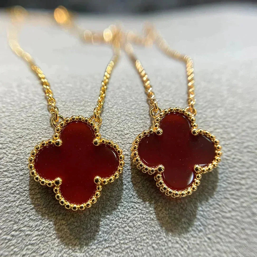 [⭐Hevara Jewelry]CLOVER 15MM CARNELIAN SINGLE FLOWER NECKLACE